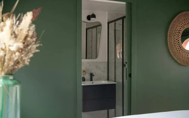 LA PENICHE Bed & Bicycle - Aigues Mortes