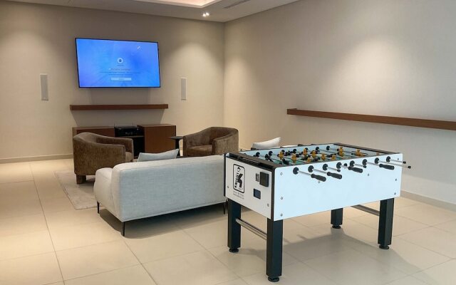 HiGuests - EMAAR 52-42