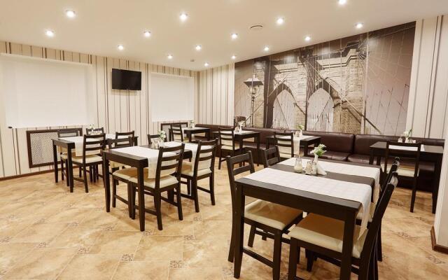 Center Hotel