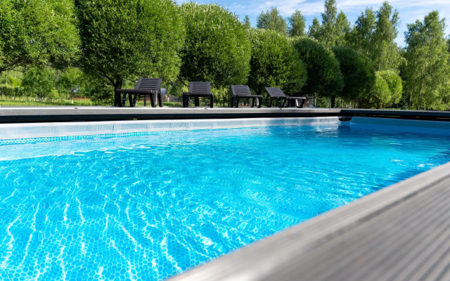 Дом на лесной опушке