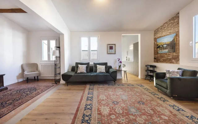 Santa Maria Novella penthouse by MMega