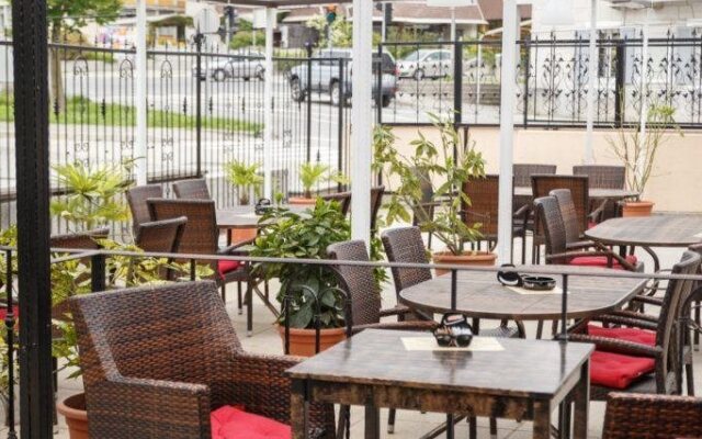 Hotel Dvorec
