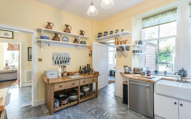 The Old Manse, Loch Ness (highland-escape)