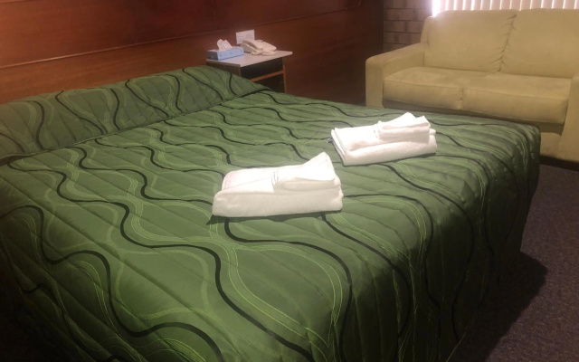 Pavlos Motel – Guest Rooms – Adelaide