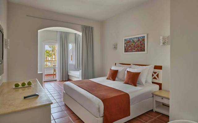 JAZ Neo Reef Marsa Hotel