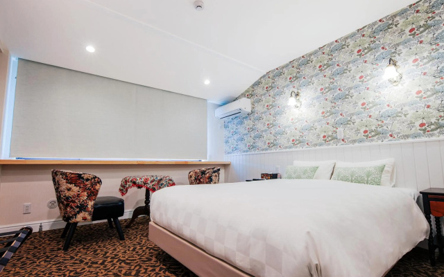 Hotel WELLIES – Guest Rooms – Karuizawa
