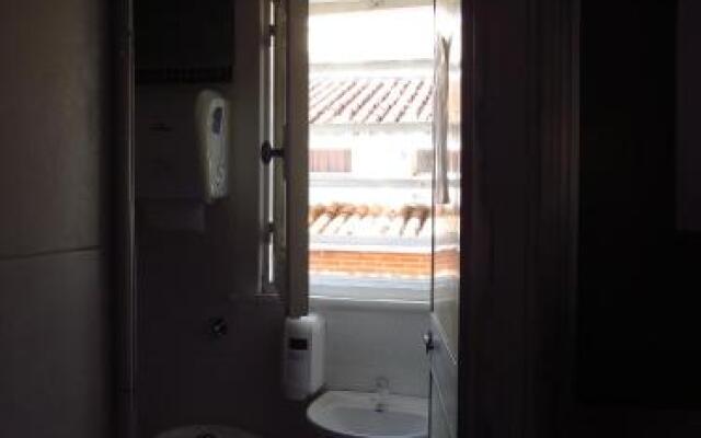 De la Costa Hostel