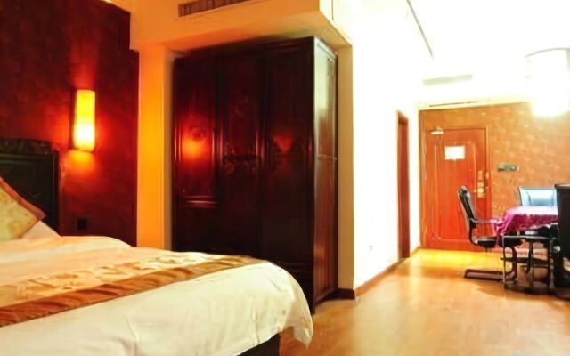 Huabao Holiday Hotel