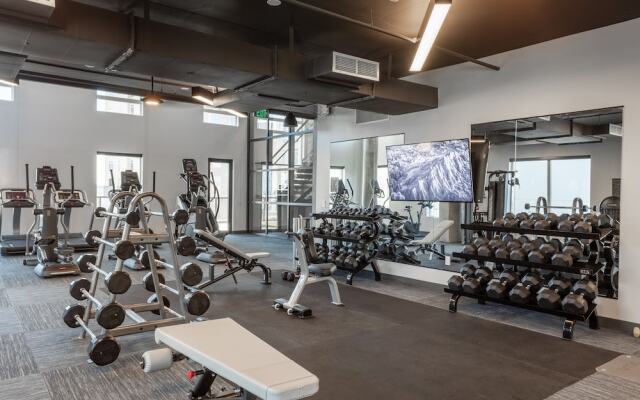 Mint House Nashville – The Gulch – Division St