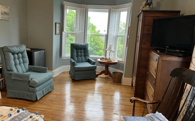 McLean House Bed & Breakfast