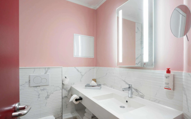 Grand Hotel des Brotteaux Lyon Ctre - Handwritten Collection