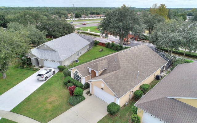 Pool : Games Room : Garden Tub : Gated