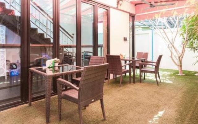 Buk Inn Hotel Kamala Beach