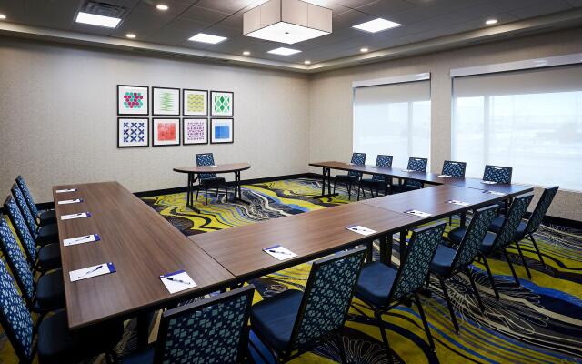 Holiday Inn Express and Suites Brantford by IHG