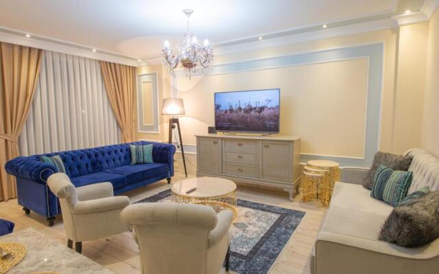 Three bedroom Duplex apartment with large terrace
