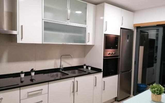 Belle Vue Apartment by Acasadascasas