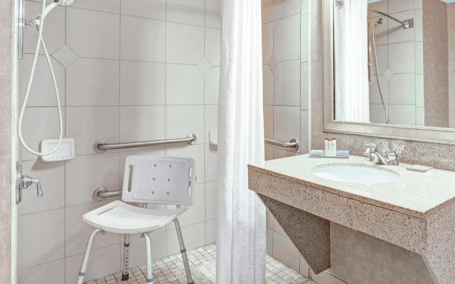Holiday Inn Tampa North by IHG
