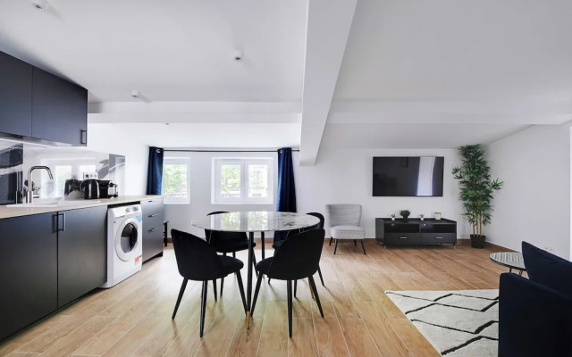 Refreshing 2bd/6p Apartment - 18th ard