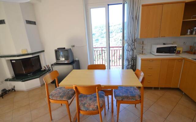 Escape Near Cinque Terre