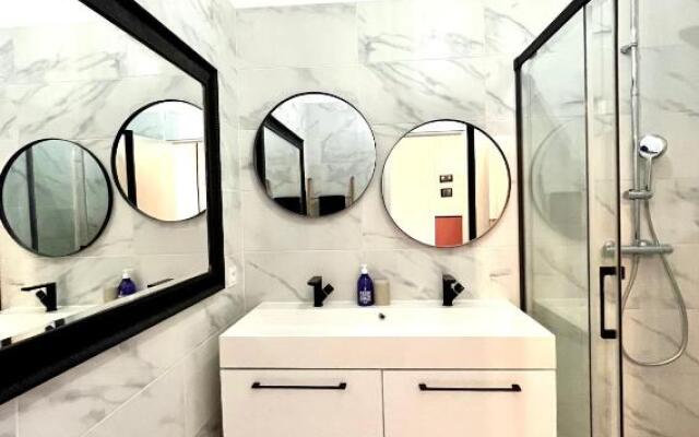 2 Bedrooms - Sea View Apartment