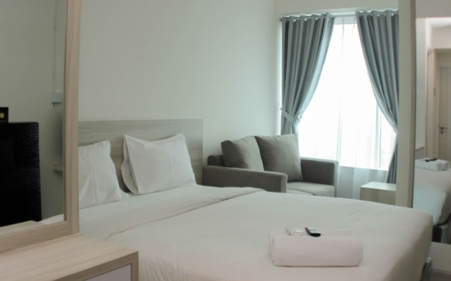 Elegant And Comfy Studio At Grand Kamala Lagoon Apartment