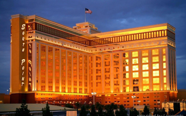 South Point Hotel, Casino, and Spa