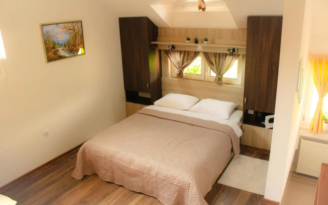 Studio apartman Lakasa