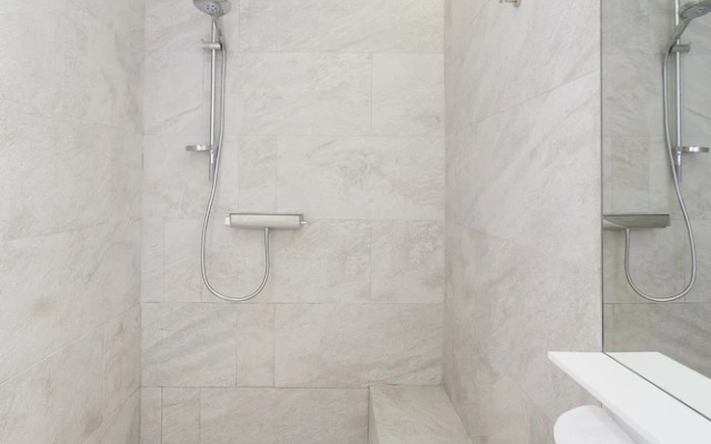 Onyx Apartment Three Bedroom Apartment Sleeps 6