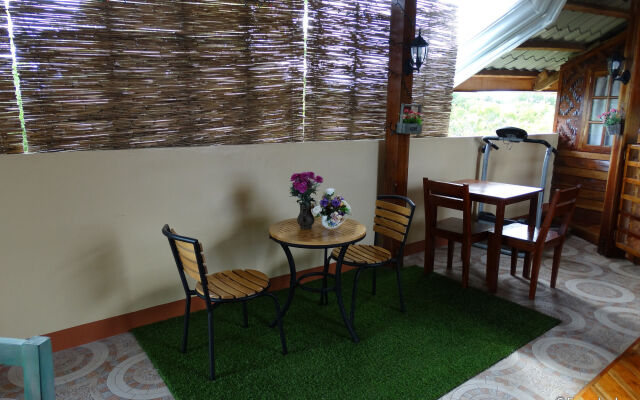 Royal Paradise Guesthouse