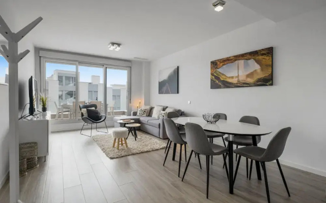 Cancelada Stunning Penthouse by Costarentals - Ref M37