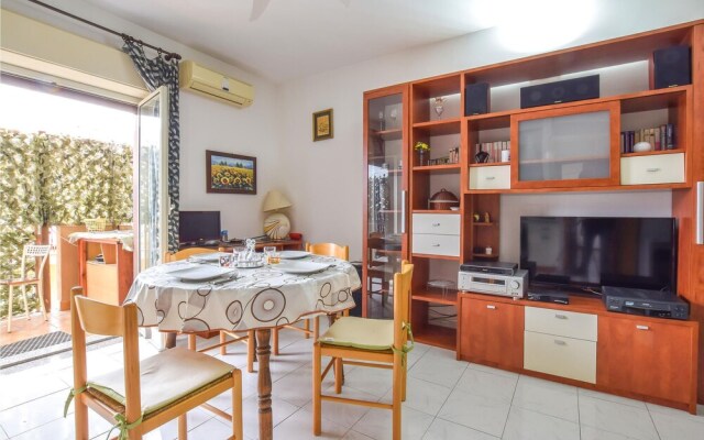 Amazing Apartment in Piedimonte Etneo With 2 Bedrooms and Wifi