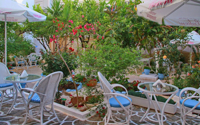 Vasia Boulevard Hotel (Adults Only)
