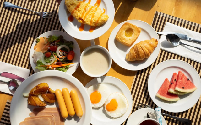 Tour De Phuket Hotel