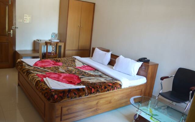 Hotel Kaziranga Continental