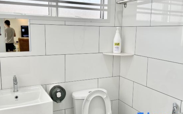 H&H 3 by H&H Leisure Guest House – Bathroom – Alor Gajah
