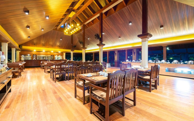 Khaolak Bay Front Resort