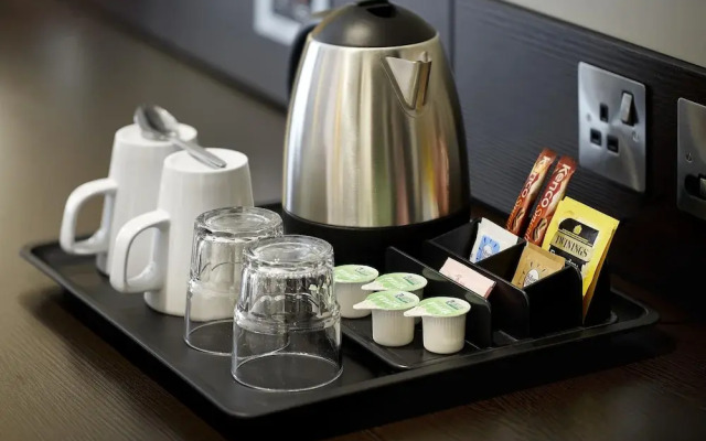 Premier Inn Milton Keynes - Willen Lake