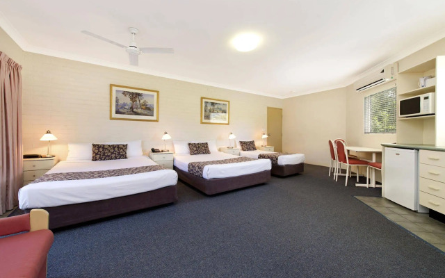 Benson Court Motel
