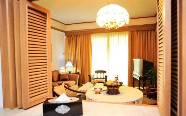 Wiang Indra Riverside Resort