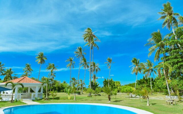 Casa Blanca by The Sea