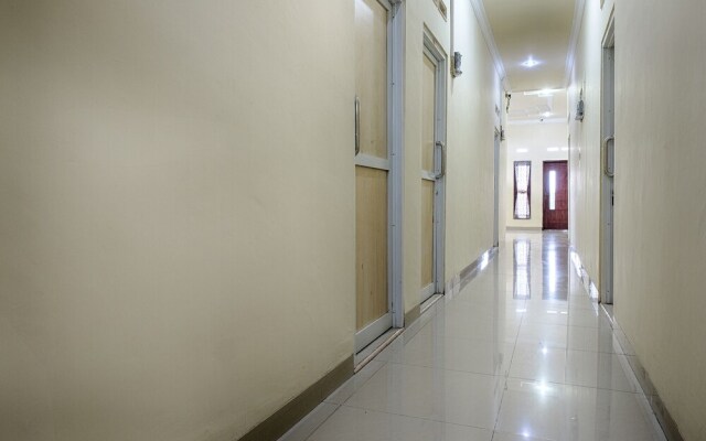 Pondok Dian Syariah by OYO Rooms