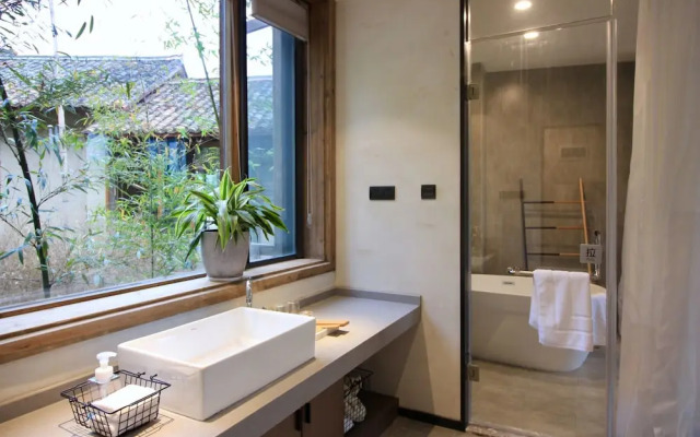 Cloud Community Guesthouse