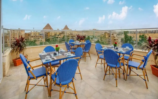 Saray Pyramids & Museum View Hotel