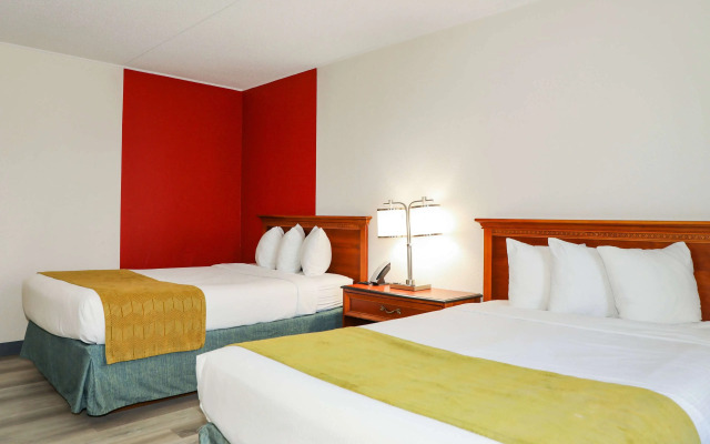 Ramada by Wyndham Cumberland Downtown