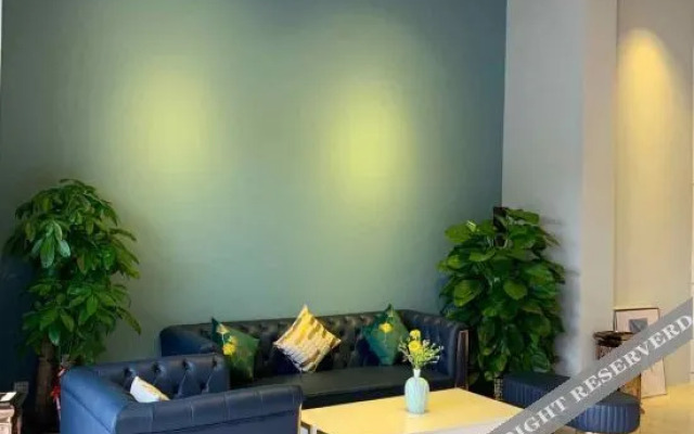 Longguang Apartment Hotel (Dawang Jiangjunshan Sports Park Branch)
