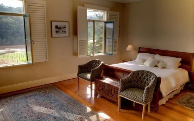 Tizzana Winery Bed & Breakfast