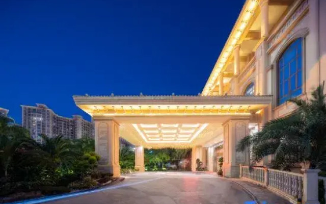 Sunshine Hotel Bazhong