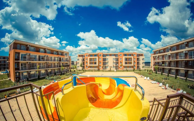 Holiday Garden Resort