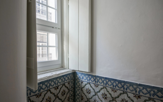 Hip Tailor Made Duplex Penthouse in Bairro Alto