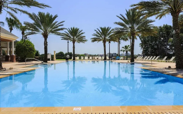 Cabana Court in Reunion Resort 3 Br condo by RedAwning